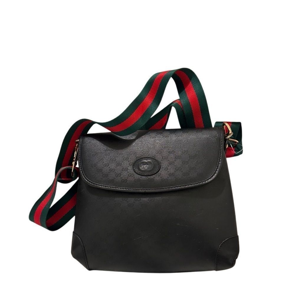 Gucci Black and Red Crossbody Bag with Textured Finish - Picture 2 of 13